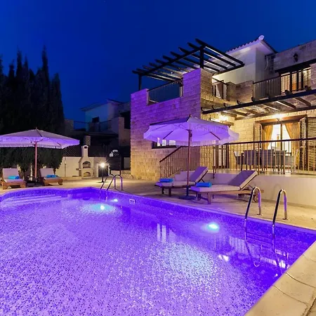 Diamond Luxury Dream House *