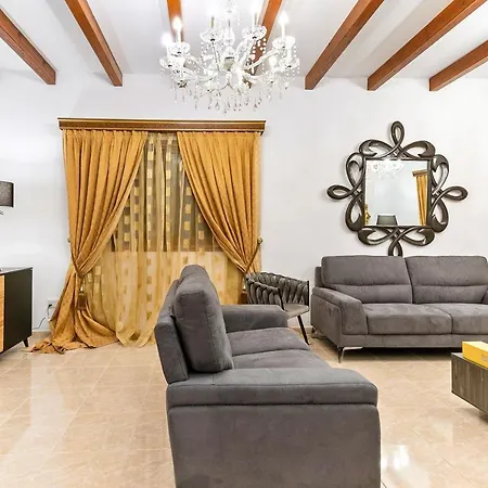 Diamond Luxury Dream House *